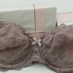 Victoria Secret Body by Victoria 38D Unlined Demi/ Demi Buste